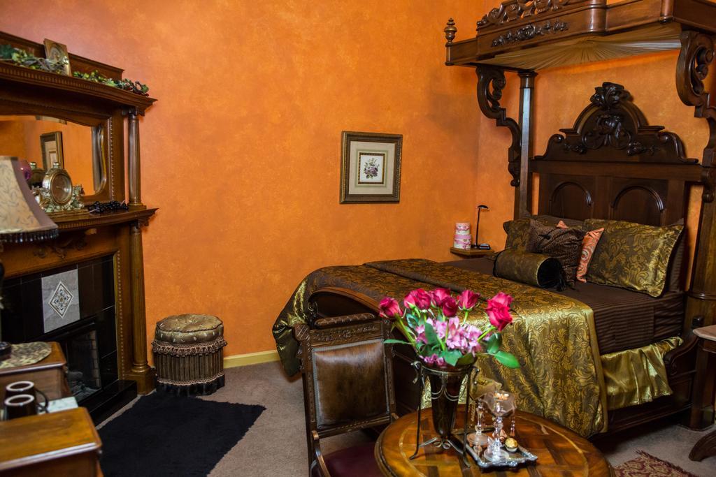 Mosheim Mansion Bed & Breakfast Seguin Bilik gambar